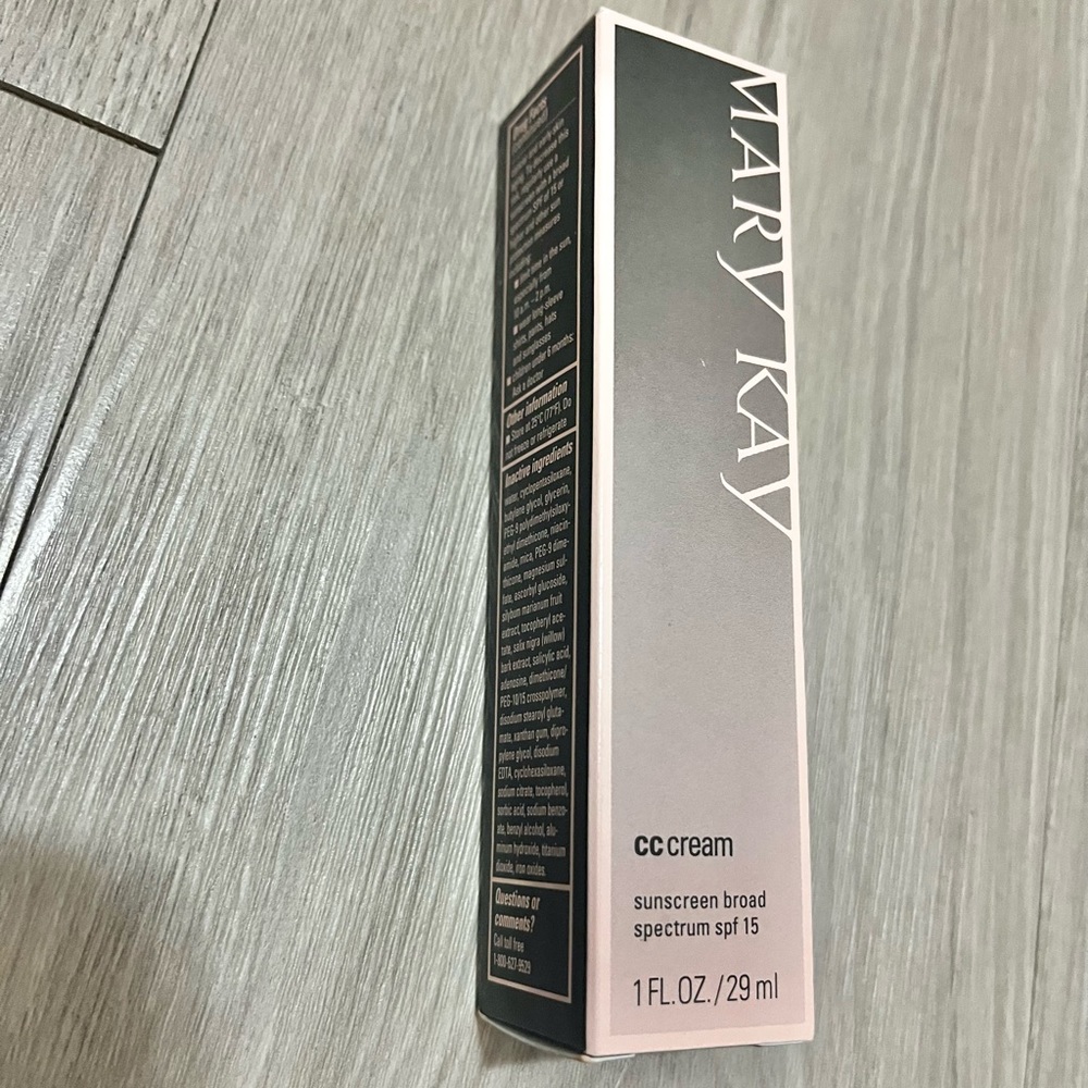 Mary Kay CC Cream Medium to Deep Sunscreen Broad SPF 15